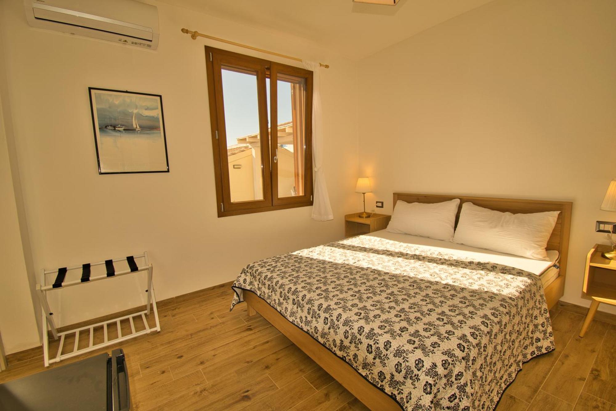 Dommu Livia Hotel Lotzorai Exterior photo